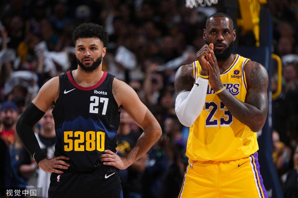 尤其在面对 尤其在面对