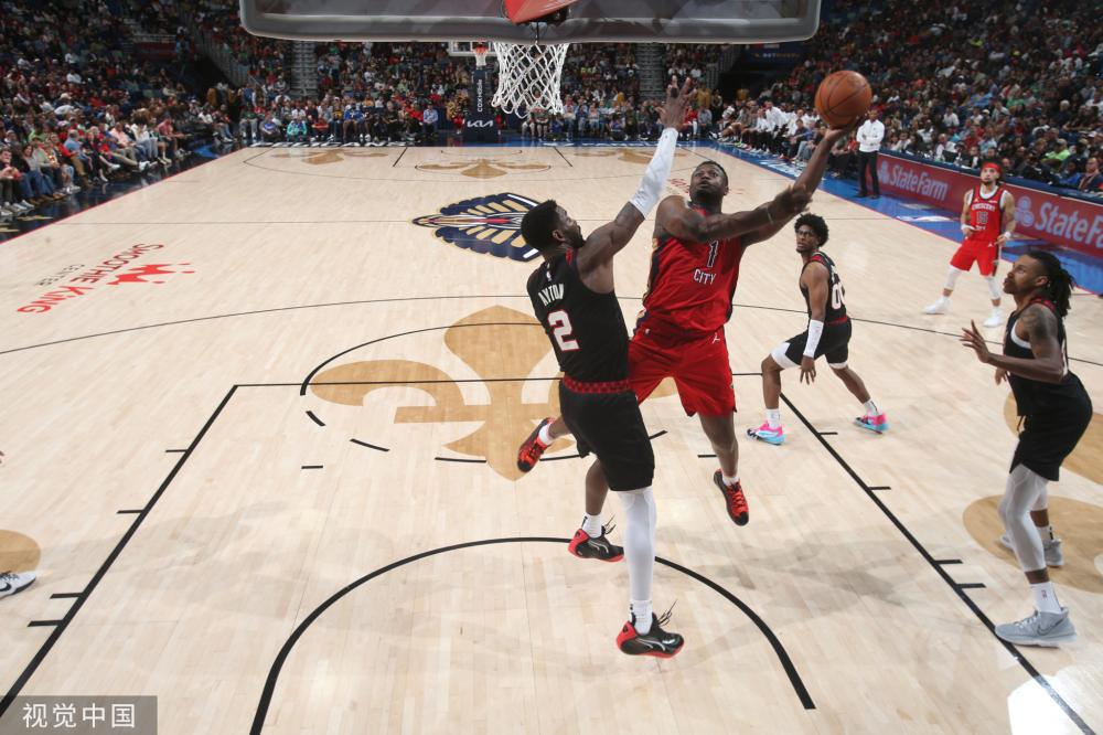 他在场上的 他在场上的